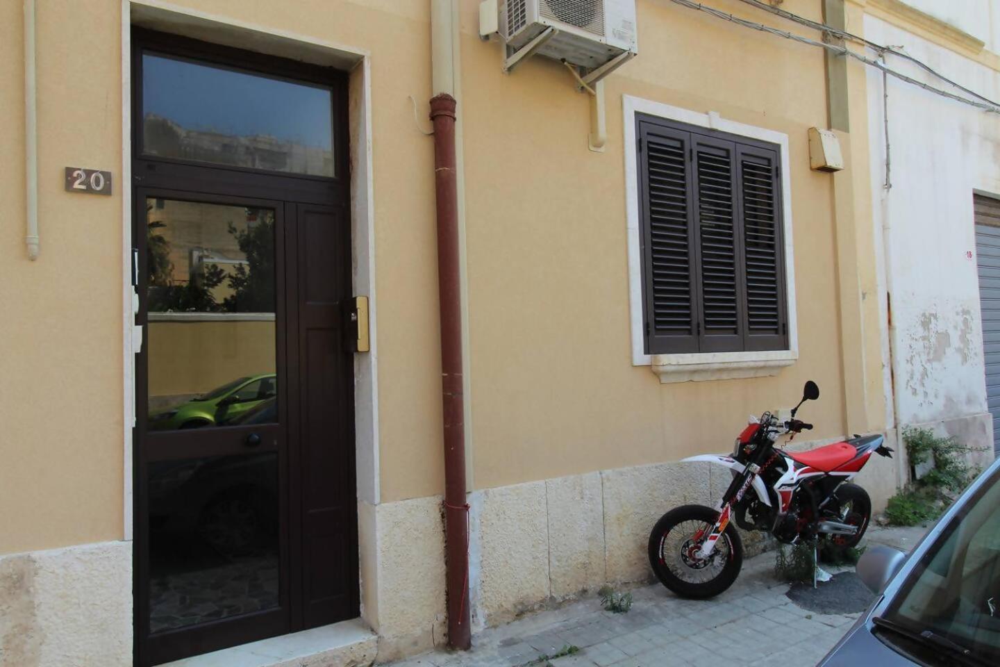 Semplice Sofia Trapani